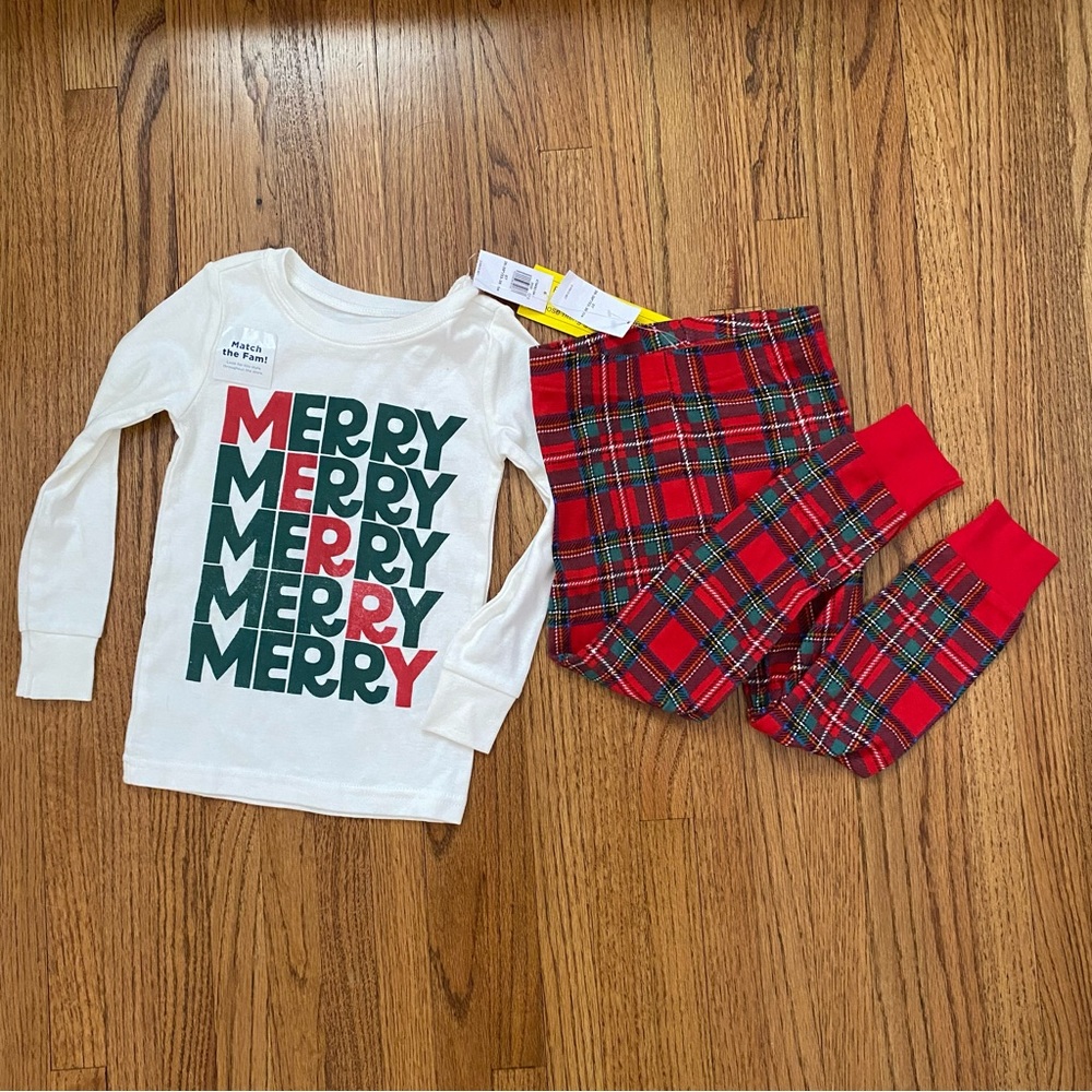 Old Navy Unisex Matching Graphic Pajamas for Toddler & Baby in Red Tartan